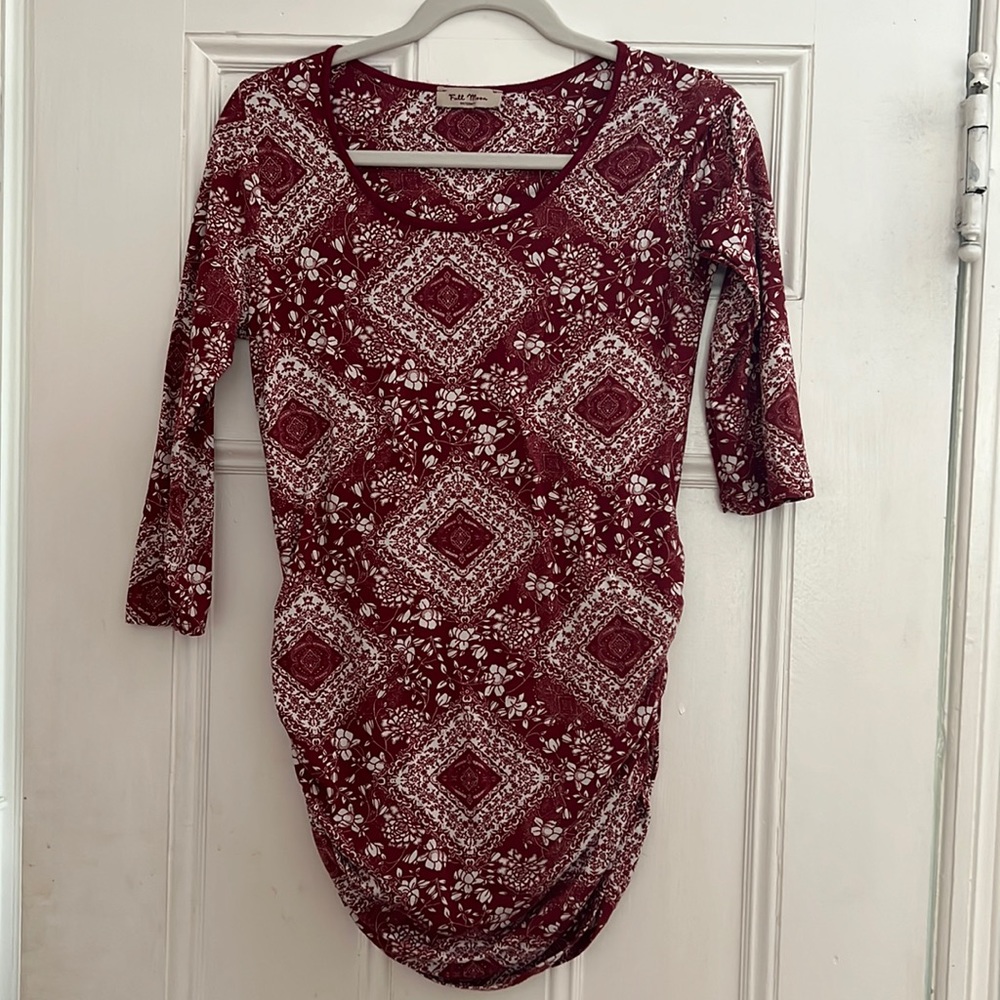 Red and white printed maternity top
